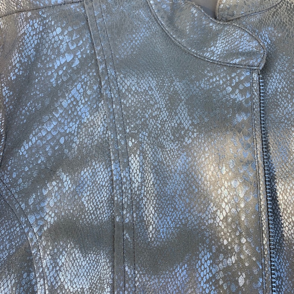 Chico’s Snake Print Jacket - Picture 8 of 8